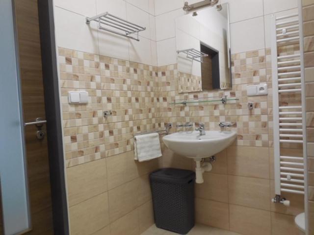 Apartman Kamenice Kamenice nad Lipou Exterior photo